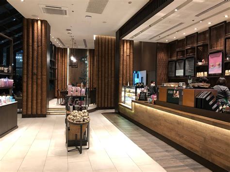 [รีวิว] ร้าน Starbucks Mega Bangna (ทางเข้าหลัก) .
